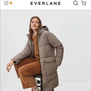 Everlane ReNew Puffer in Burnt Sugar- sz small